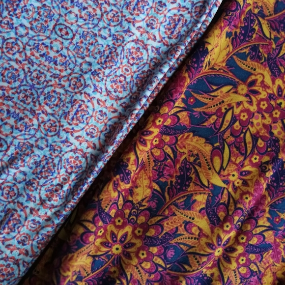 2 Beautiful Pairs of TC Leggings NWT - Picture 1 of 1